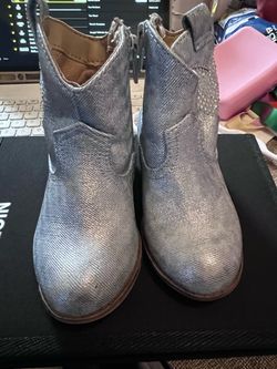 Girls Boots