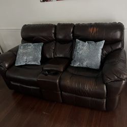Wall Huger Reclining Leather Couch