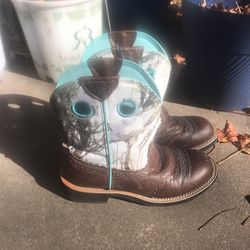 ariat boots blue size 7