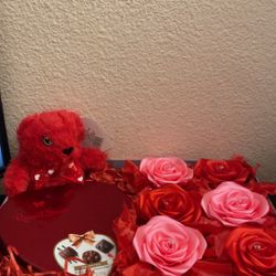 Flower bouquets/ valentines bouquet/ valentines gift/ bouquet