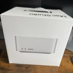 Apple Mac Studio (1TB SSD, M2 Ultra, 64GB) Silver