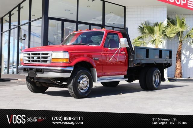 1997 Ford F350 Super Duty Regular Cab & Chassis