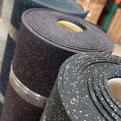 RUBBER FLOORING GYM FLOOR - COMMERCIAL GRADE! Heavy Duty Indestructible, Better Than Horse Stall Mats 