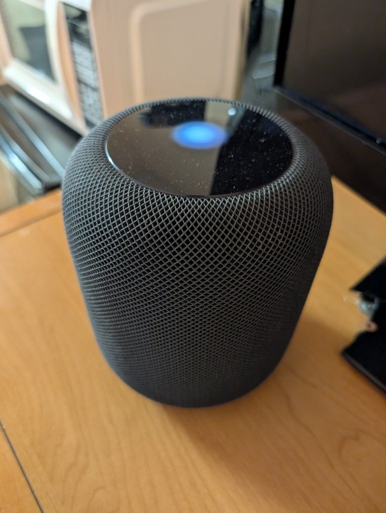**🔥FAST SALE NEEDED🔥 Apple HomePod (1st Gen) - Space Gray**