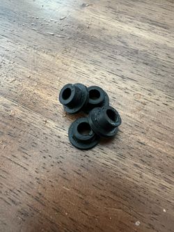 Rubber pads for computer case side panel