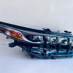 2020-2022 TOYOTA PRIUS PRIME RIGHT PASSENGER SIDE HEADLIGHT FULL LED OEM