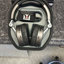 Focal Over Ear Headphones 