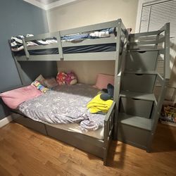 Bunk Bed ( Twin Bed Over Full Ned With mattresses ) 