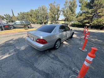 2002 Lexus LS 430