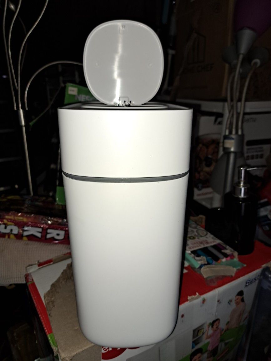 Garbage Can 4 Gallon