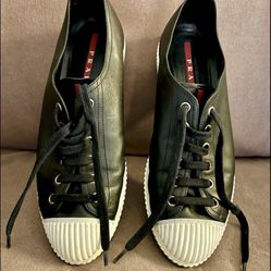 Women’s Prada  Sneakers 