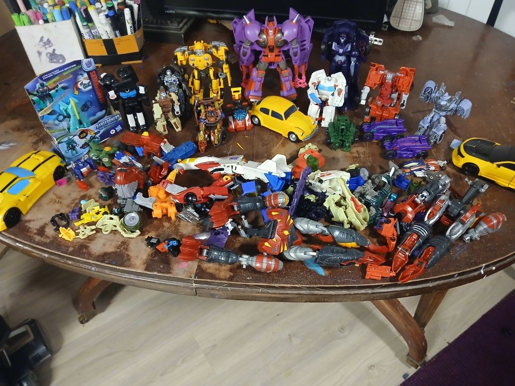 Large Transformers Lot Cheap! Toy Deal Of The Week