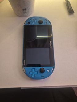 PS Vita 2000 Model in blue