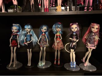 Monster high dolls