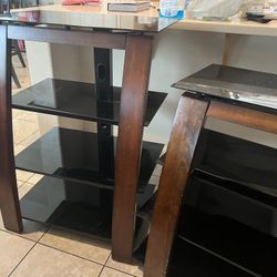 Tv Stand/Entertainment Center