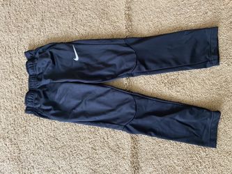 Nike joggers size L youth