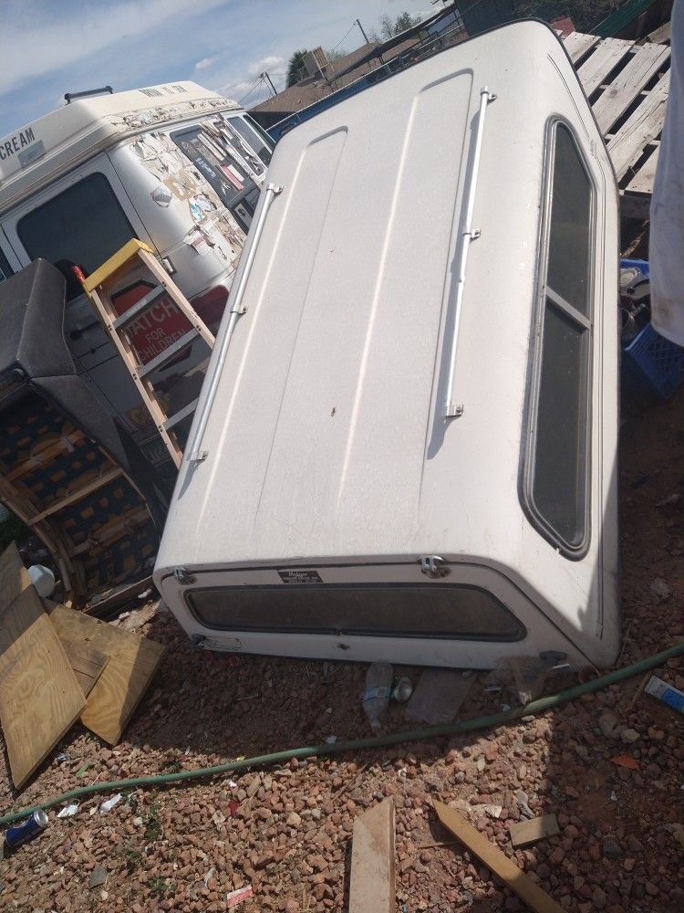 Camper