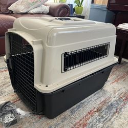 Medium Pet Travel Crate