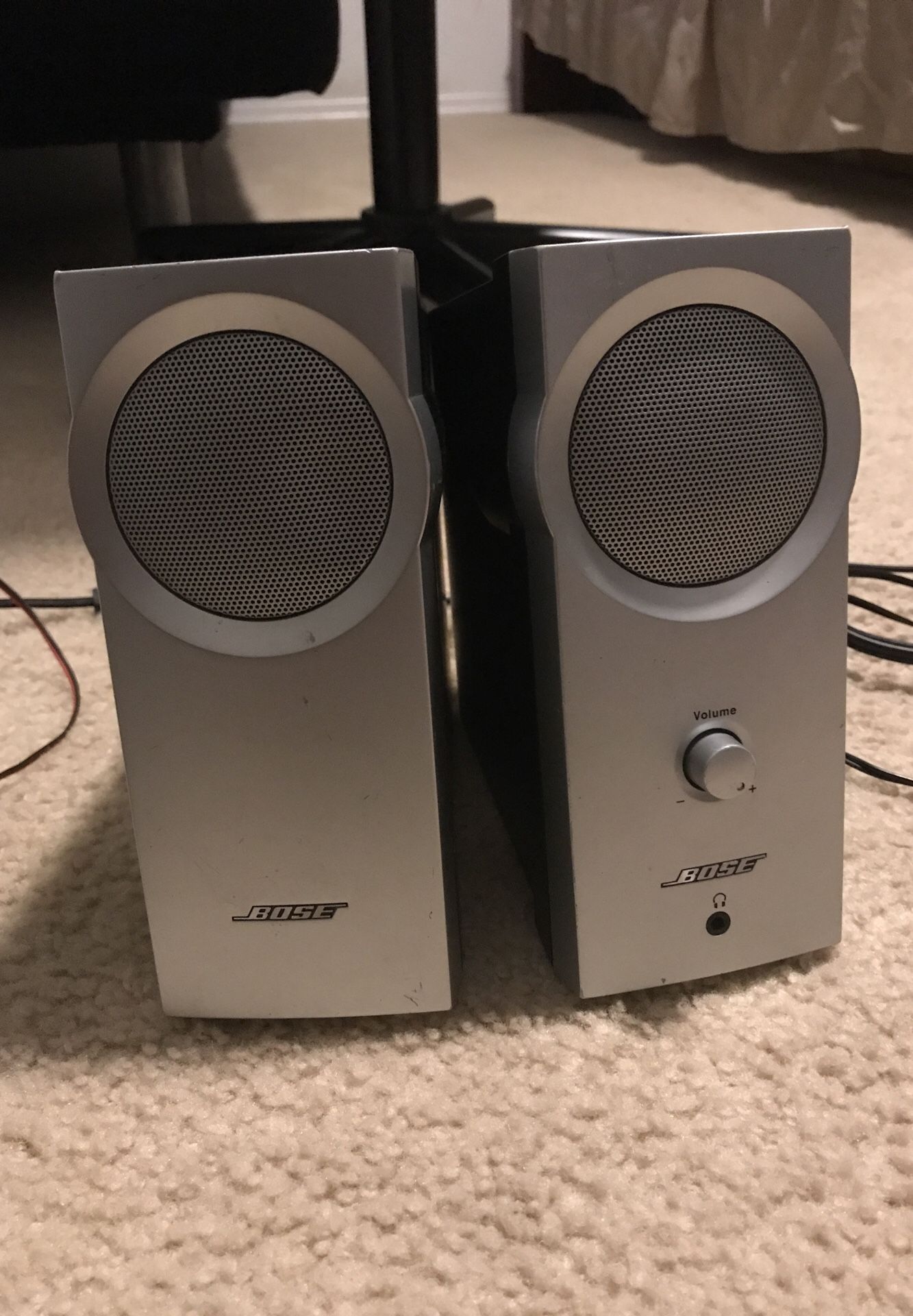 BOSE SPEAKERS