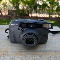 Pentax IQZoom 160 35mm Point and Shoot Film Camera