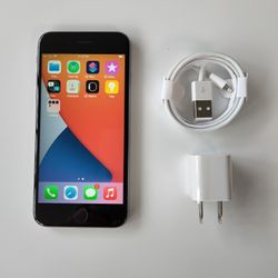 iPhone 6s - UNLOCKED - Like New  
