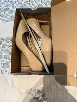 Liz Claiborne Women's Heels