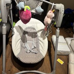 Graco Baby Swing 