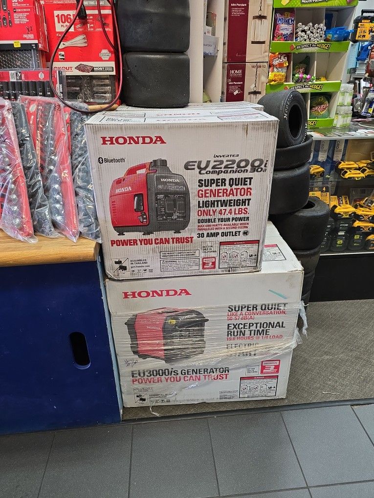 Companion Series EU2200Is Honda Inverter Generator, SEE ALL PIX, New, Financing Available 