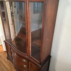 Mid Century Modern  Bassett China Cabinet 