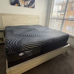 King Mattress - Posturepedic Plus Hybrid High Point 14” Plush