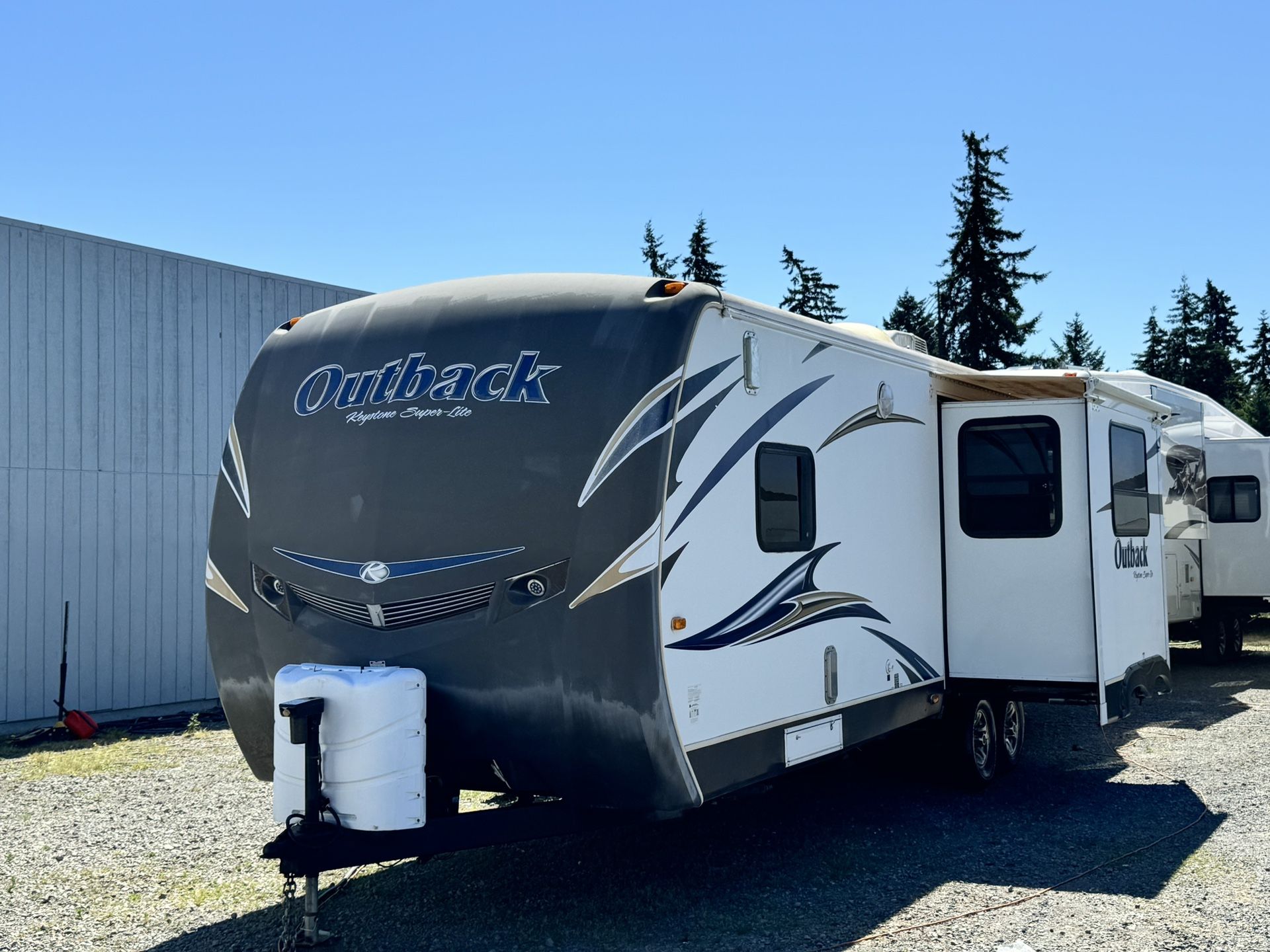 2012 Keystone Outback Super Lite 280RS Toy Hauler 