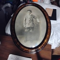 Rare Bubble Or Convex Glass Antique Picture