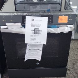 GE 30" Slide-in Electric convection range with no preheat air fry and Easywash oven tray