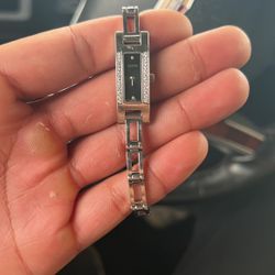 Gucci Women Watch Factory 