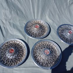 Pontiac Chrome Wire Hubcaps 
