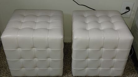 White Tufted Cube Ottomans – Set of 2