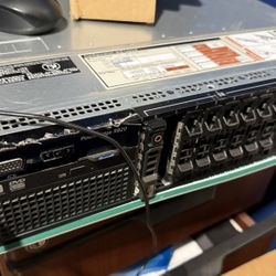 Dell power edge r820 4 x 8 core cpus 512gb of ram 16 x 2.5” disk slots