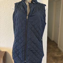 Women’s New With Tags Large Vest 