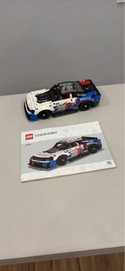 Lego  Technic 42153 NASCAR Camaro ZL1