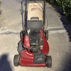 Craftsman Self Propelled Perfectly Working Condition Tested Before Buy It. 160$$ Cash 