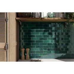 Cloé 2.5" x 8" Glossy Ceramic Tile in Green
