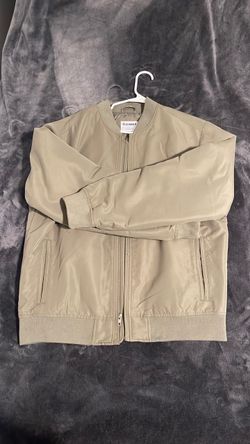 Old Navy Zip Bomber Jacket size Large ‼️👌🏼