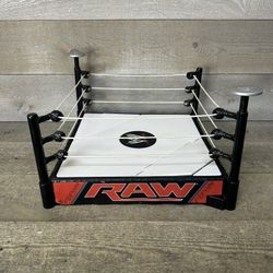 WWE Raw Mattel Wrestling Ring Spring Loaded Launcher 2013