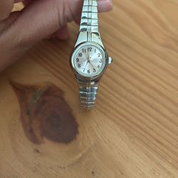 Silver Metal Watch Women’s 