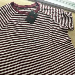 Levi’s T-shirt Classic Style. Size M