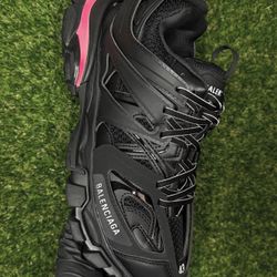 Balenciaga Track 