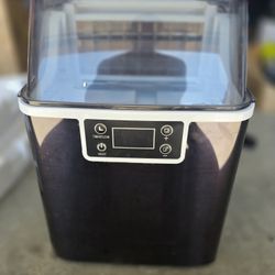 Ice Maker -