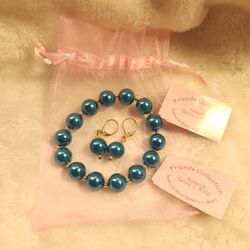 New Garold C. Miller Friends Collection Teal Bracelet and Earrings Set