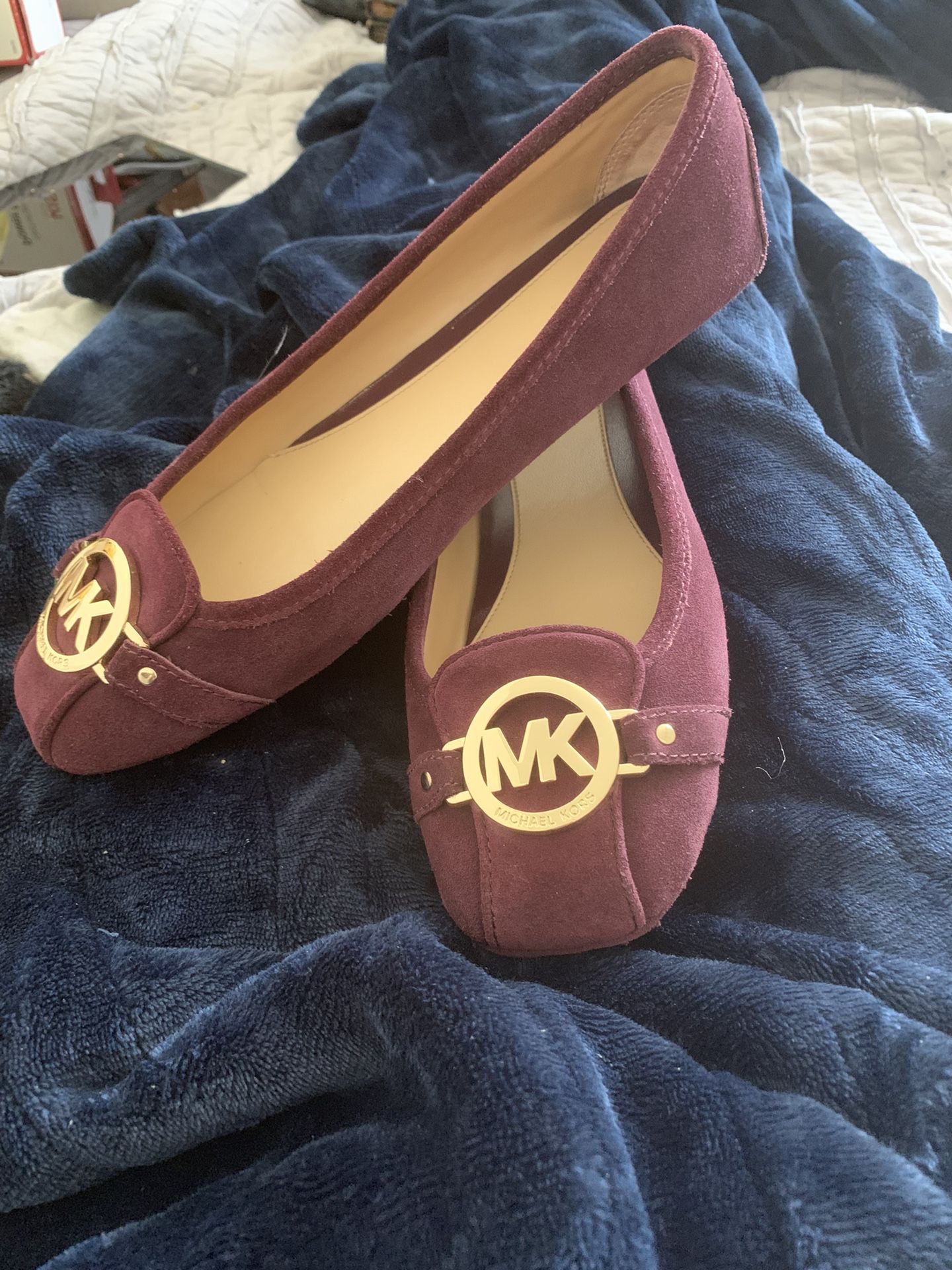 Michael Kors Flats Suede Sz 9 Like New