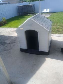 LG Dog House$40.HardPlastcChairs/Aluminum pedestal$40.